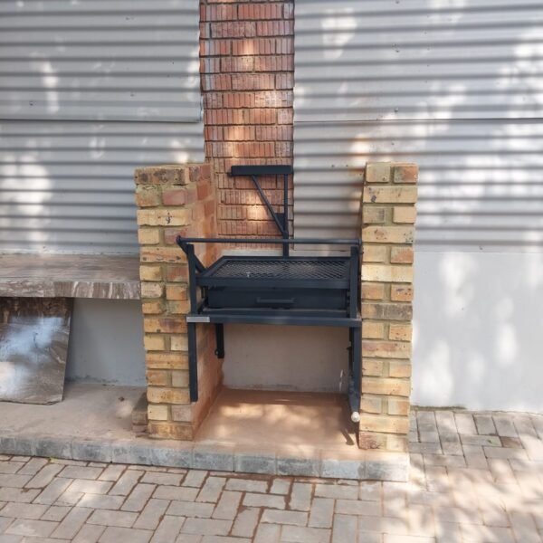 Omswaai Braai Built-in Flipover Braai